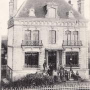 Le Manoir carte postale 1890