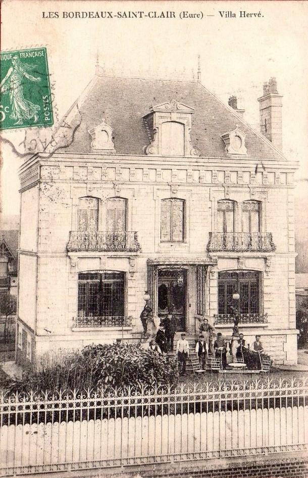 Manoir cpa timbre